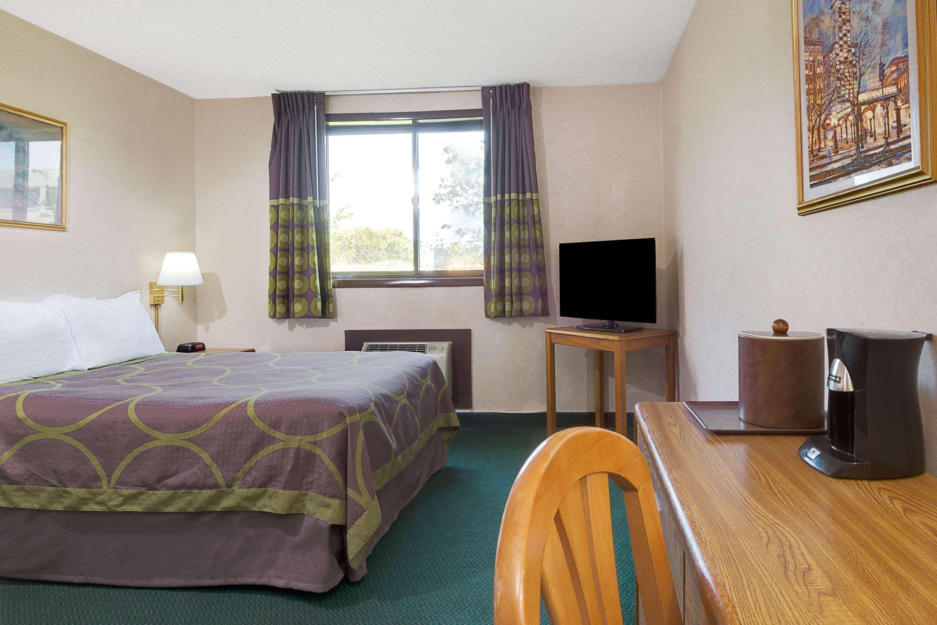 Super 8 By Wyndham Kenmore/Buffalo/Niagara Falls Area Ngoại thất bức ảnh